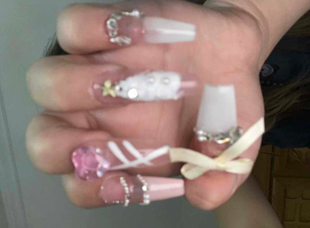 Sweet Pink Gradient Hand-Painted Handmade Ribbon Diamonds And Hearts
